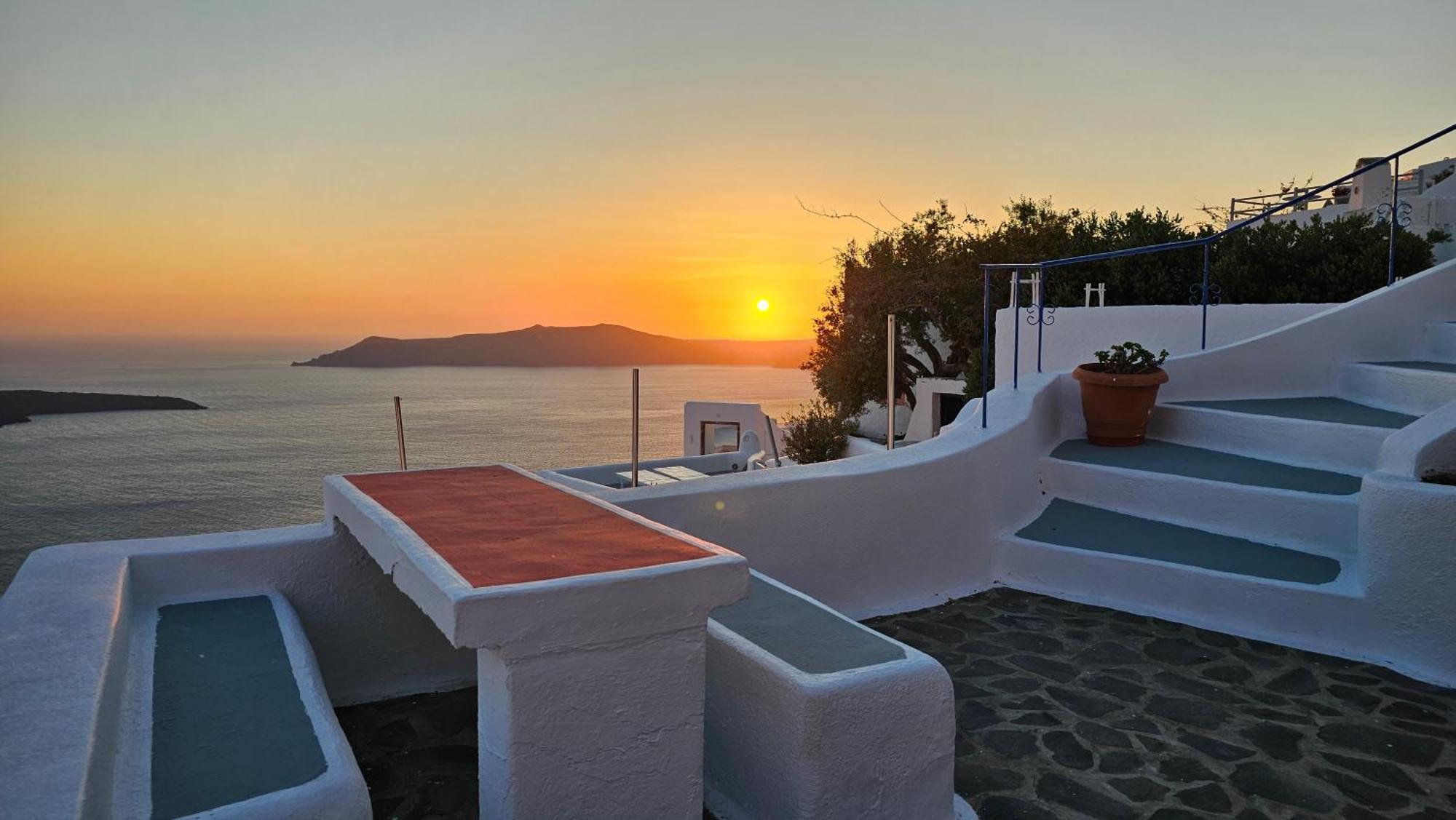 Cactus Cave House On The Caldera Villa Firostefani Exterior photo